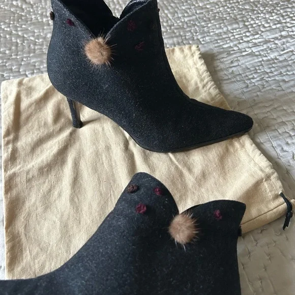 Dior vintage Black  wool ankle Heeled Boots. - Picture 7 of 12